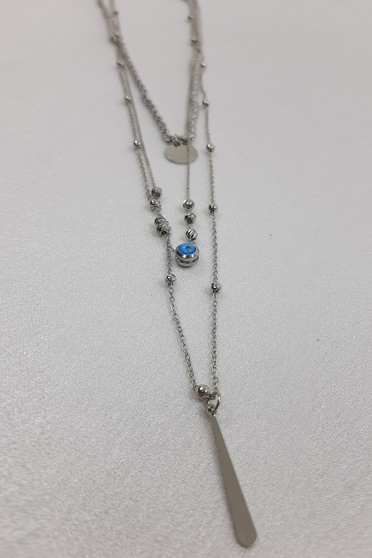 Çoklu Nazar Boncuklu ve Damla Modelli Kolye