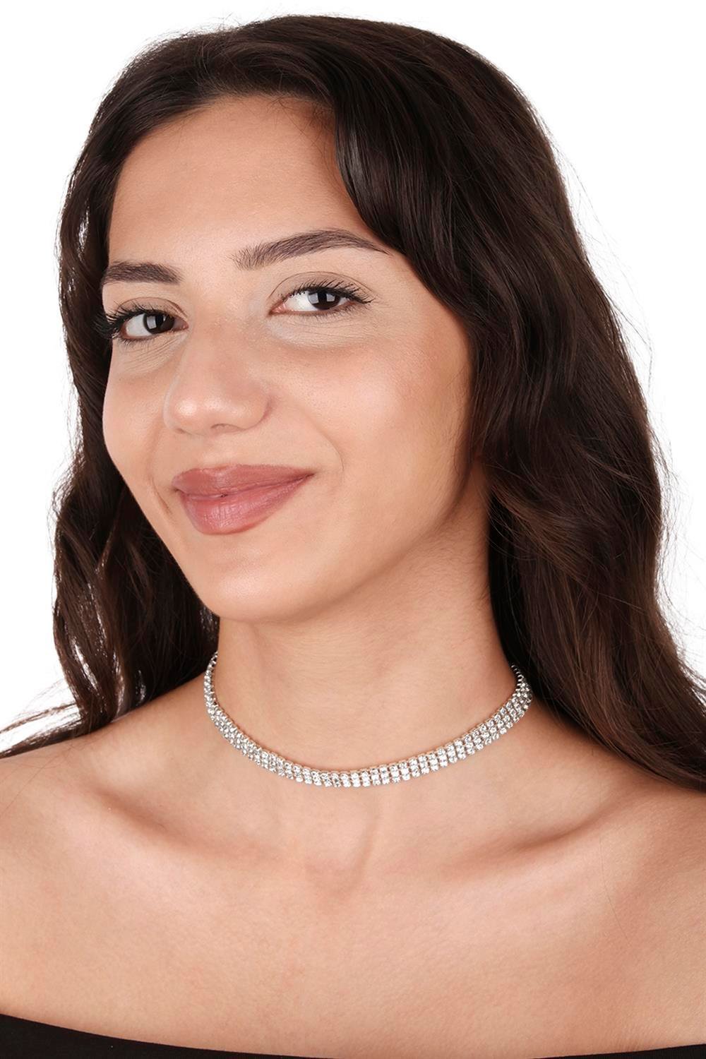 Şık 3 Sıra Kristal Taşlı Abiye Kolye Ve İnce Yaprak Gelin Tacı