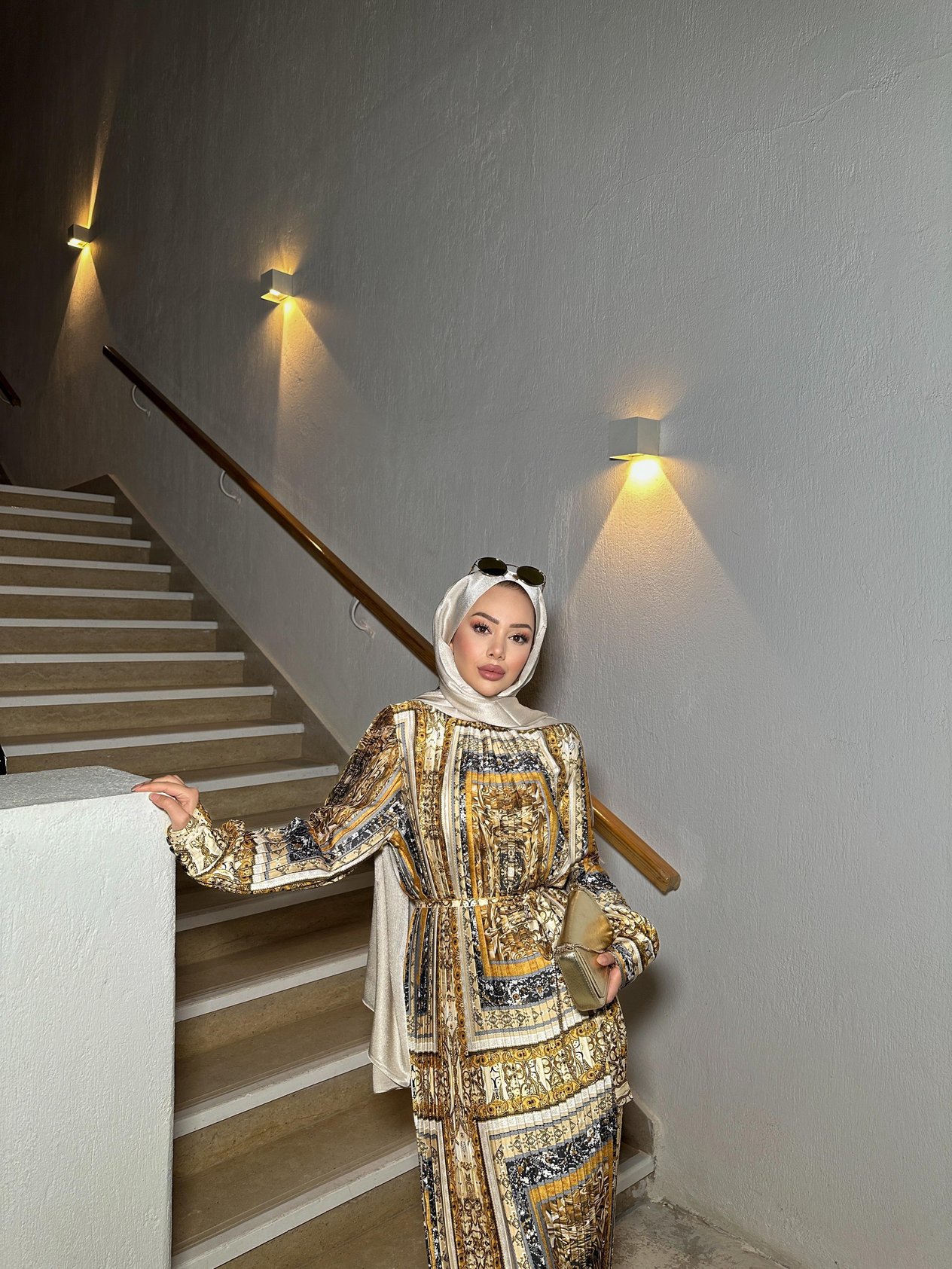 Vanessa Elbise Gold