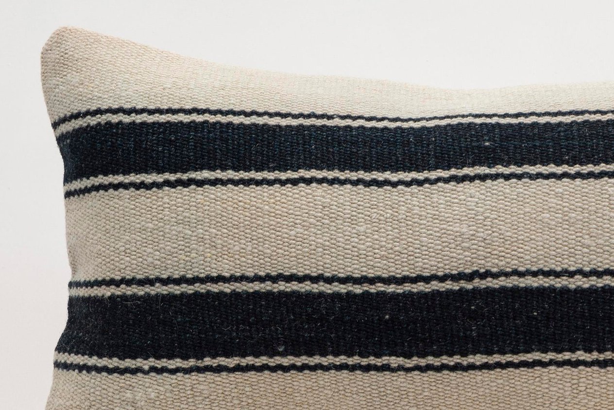 12x20 inches (30x50 cm) Kilim Pillow | KILIM WHOLESALE - Vintage Handmade Pillows - Vintage Handmade Kilim Rugs - It is 100% wool. Artistic and historical rugs. Old handwoven rugs. - Online hand woven rugs and kilim cushions sales. Shipping to a