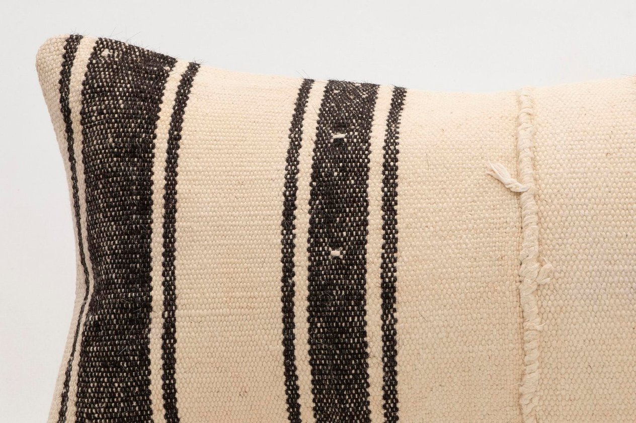12x20 inches (30x50 cm) Kilim Pillow | KILIM WHOLESALE - Vintage Handmade Pillows - Vintage Handmade Kilim Rugs - It is 100% wool. Artistic and historical rugs. Old handwoven rugs. - Online hand woven rugs and kilim cushions sales. Shipping to a