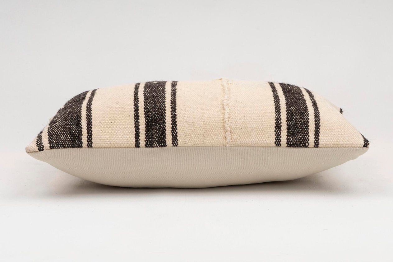 12x20 inches (30x50 cm) Kilim Pillow | KILIM WHOLESALE - Vintage Handmade Pillows - Vintage Handmade Kilim Rugs - It is 100% wool. Artistic and historical rugs. Old handwoven rugs. - Online hand woven rugs and kilim cushions sales. Shipping to a