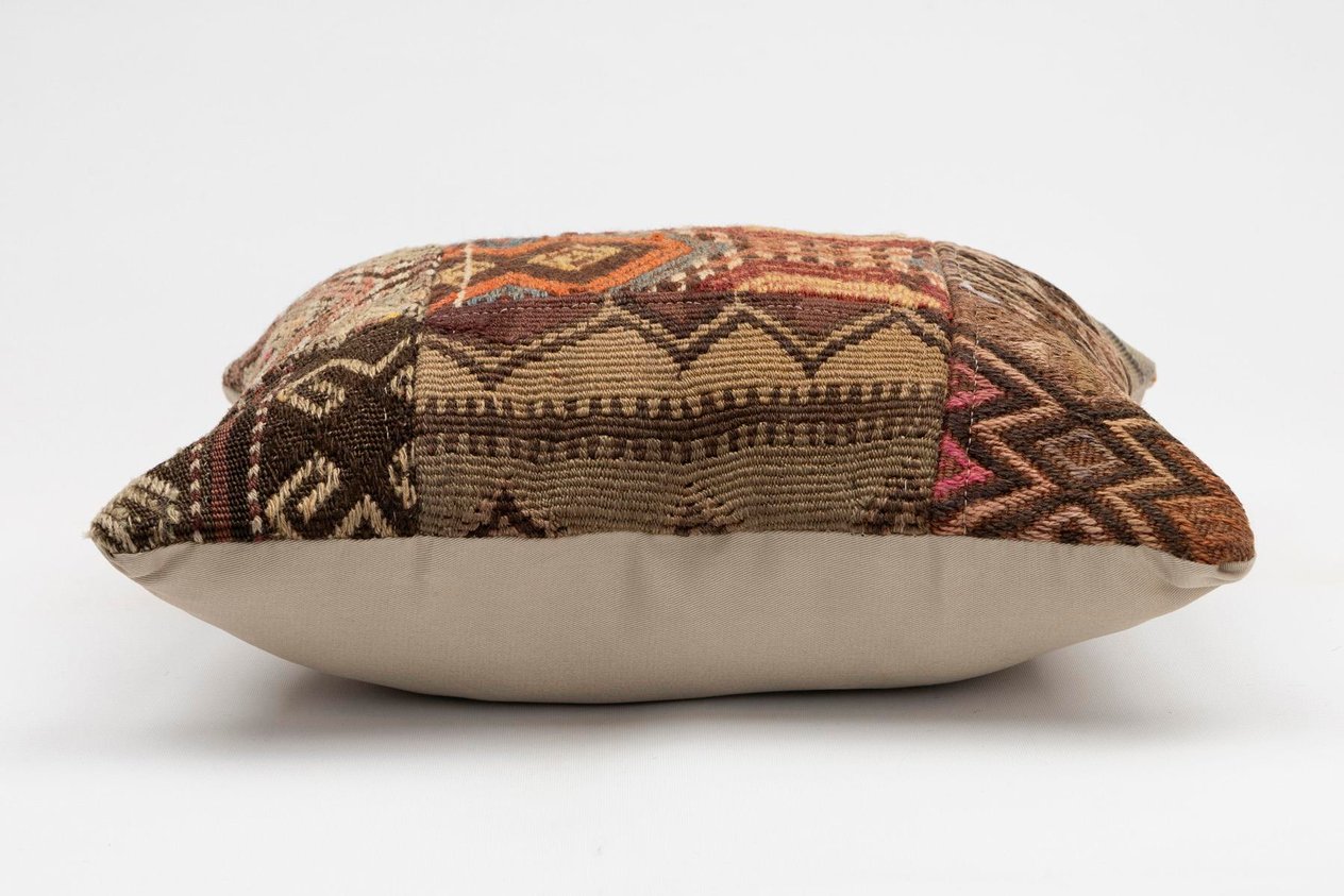 16x16 inches (40x40 cm) Kilim Pillow | KILIM WHOLESALE - Vintage Handmade Pillows - Vintage Handmade Kilim Rugs - It is 100% wool. Artistic and historical rugs. Old handwoven rugs. - Online hand woven rugs and kilim cushions sales. Shipping to a