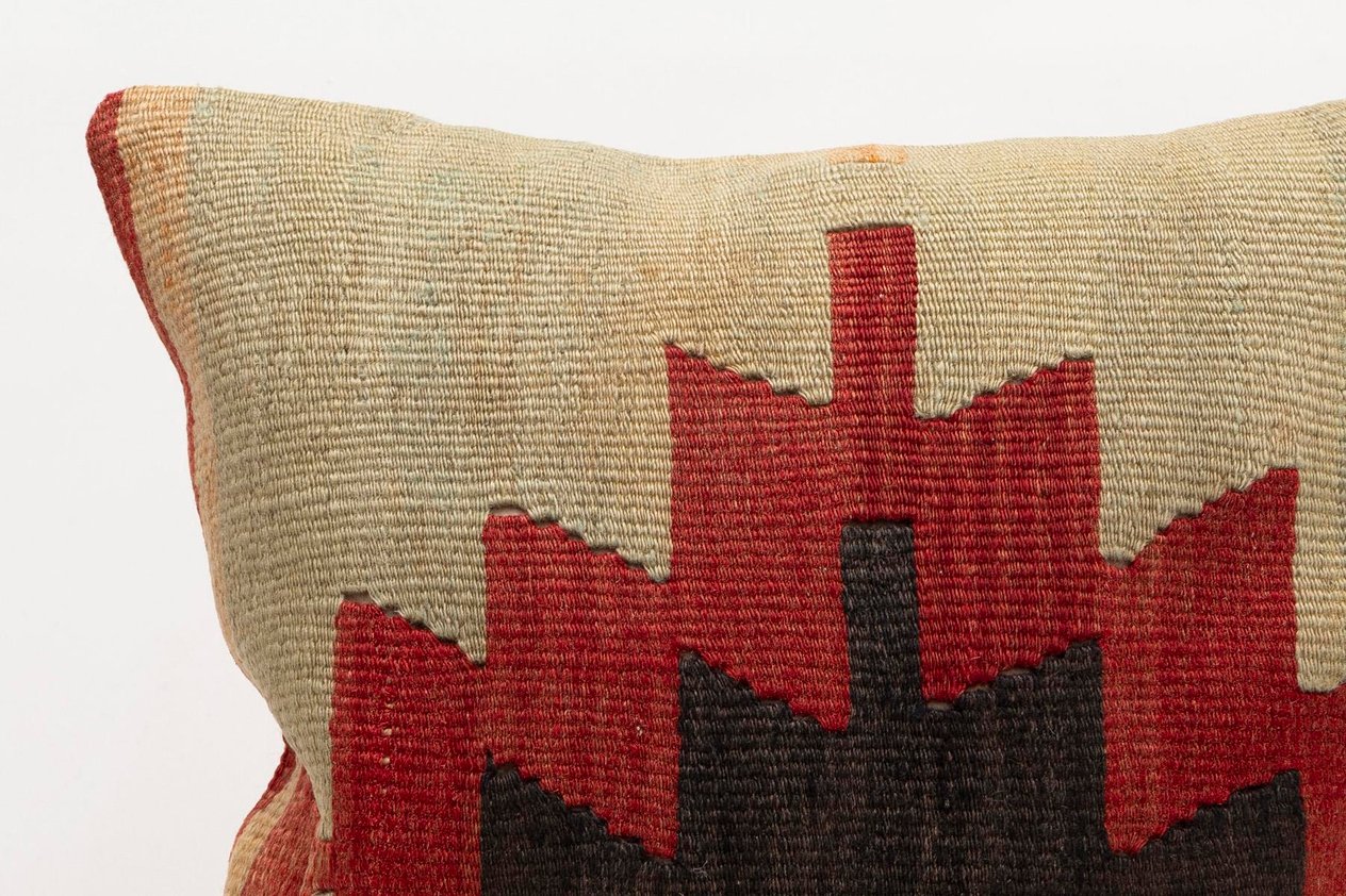 16x16 inches (40x40 cm) Kilim Pillow | KILIM WHOLESALE - Vintage Handmade Pillows - Vintage Handmade Kilim Rugs - It is 100% wool. Artistic and historical rugs. Old handwoven rugs. - Online hand woven rugs and kilim cushions sales. Shipping to a