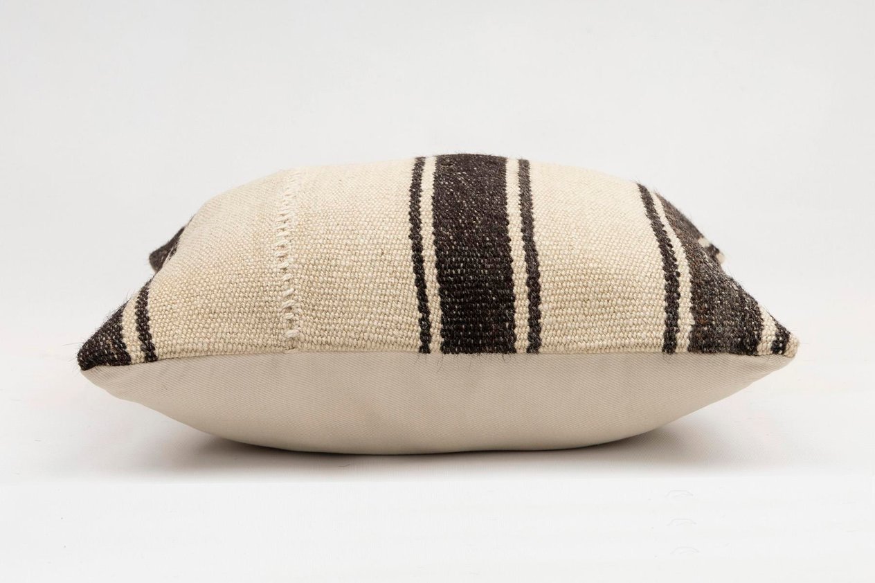 16x16 inches (40x40 cm) Kilim Pillow | KILIM WHOLESALE - Vintage Handmade Pillows - Vintage Handmade Kilim Rugs - It is 100% wool. Artistic and historical rugs. Old handwoven rugs. - Online hand woven rugs and kilim cushions sales. Shipping to a