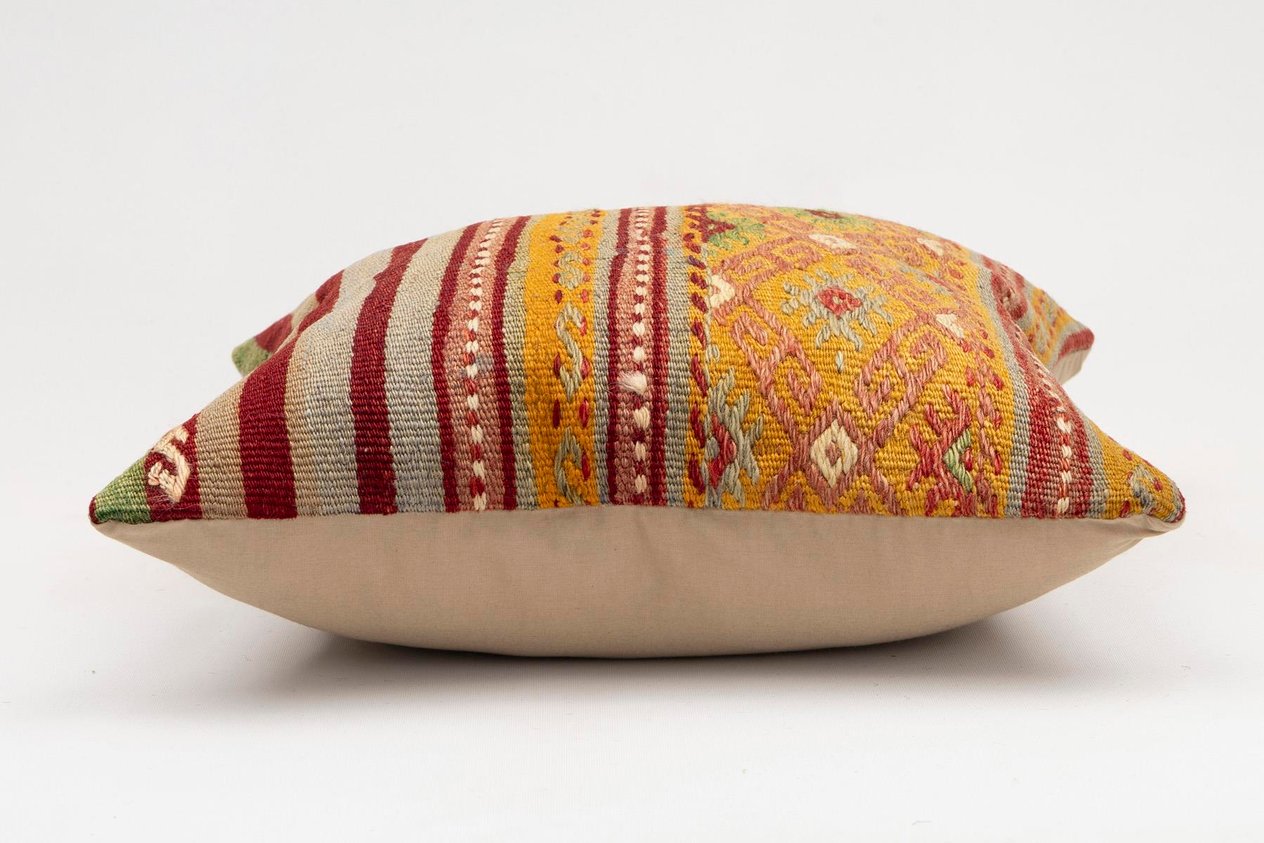 16x16 inches (40x40 cm) Kilim Pillow | KILIM WHOLESALE - Vintage Handmade Pillows - Vintage Handmade Kilim Rugs - It is 100% wool. Artistic and historical rugs. Old handwoven rugs. - Online hand woven rugs and kilim cushions sales. Shipping to a