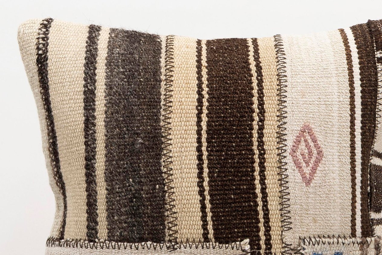 16x16 inches (40x40 cm) Kilim Pillow | KILIM WHOLESALE - Vintage Handmade Pillows - Vintage Handmade Kilim Rugs - It is 100% wool. Artistic and historical rugs. Old handwoven rugs. - Online hand woven rugs and kilim cushions sales. Shipping to a