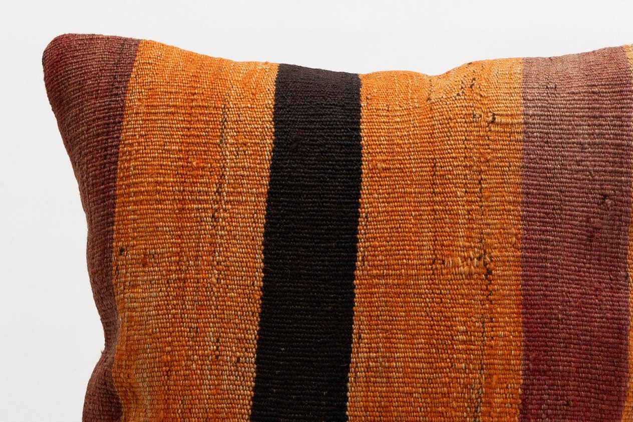 16x16 inches (40x40 cm) Kilim Pillow | KILIM WHOLESALE - Vintage Handmade Pillows - Vintage Handmade Kilim Rugs - It is 100% wool. Artistic and historical rugs. Old handwoven rugs. - Online hand woven rugs and kilim cushions sales. Shipping to a