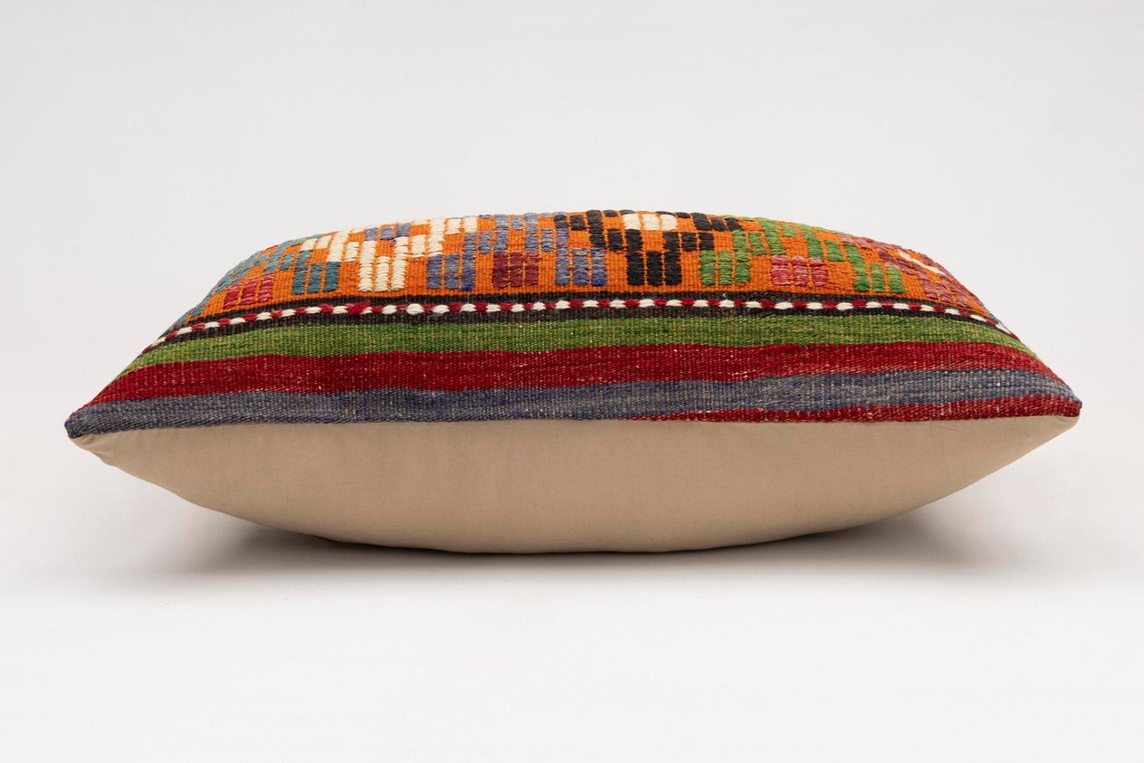 16x24 inches (40x60 cm) Kilim Pillow | KILIM WHOLESALE - Vintage Handmade Pillows - Vintage Handmade Kilim Rugs - It is 100% wool. Artistic and historical rugs. Old handwoven rugs. - Online hand woven rugs and kilim cushions sales. Shipping to a