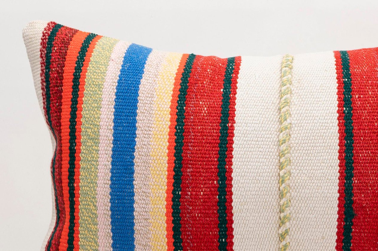 16x24 inches (40x60 cm) Kilim Pillow | KILIM WHOLESALE - Vintage Handmade Pillows - Vintage Handmade Kilim Rugs - It is 100% wool. Artistic and historical rugs. Old handwoven rugs. - Online hand woven rugs and kilim cushions sales. Shipping to a