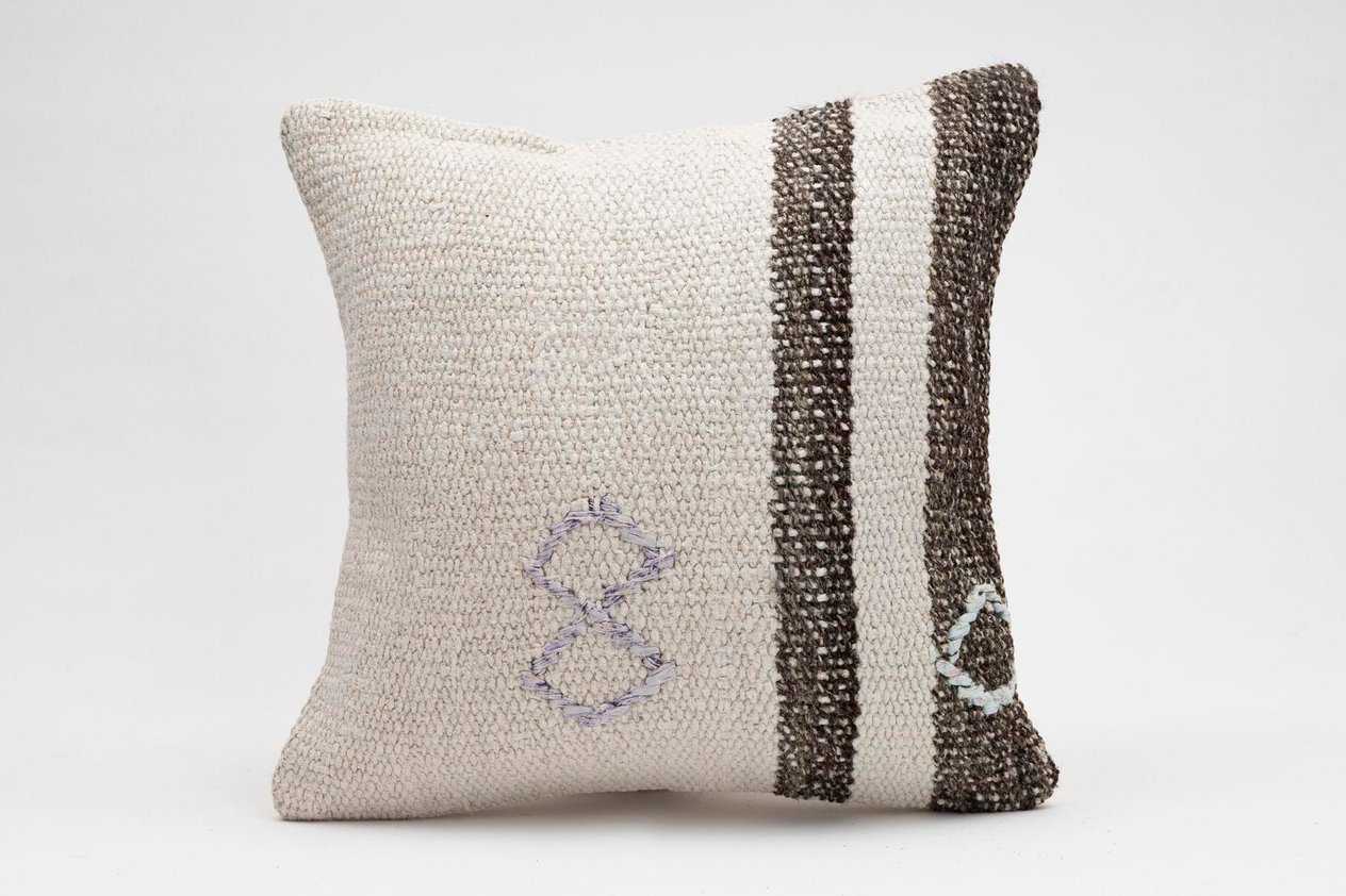 16''16'' (40x40 cm) Kilim Pillows - Vintage Handmade Kilim Pillows - Vintage Handmade Kilim Rugs - It is 100% wool. Artistic and historical rugs. Old handwoven rugs.