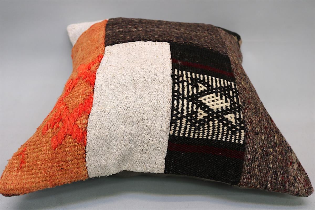 16''16'' (40x40 cm) Kilim Pillows - Vintage Handmade Kilim Pillows - Vintage Handmade Kilim Rugs - It is 100% wool. Artistic and historical rugs. Old handwoven rugs.