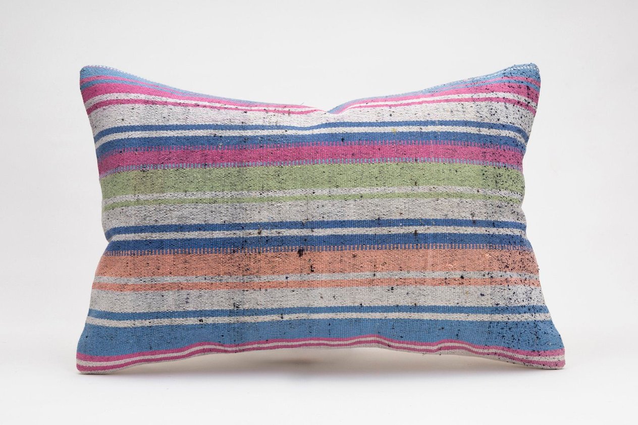 16''24'' (40x60 cm) Kilim Pillows - Vintage Handmade Kilim Pillows - Vintage Handmade Kilim Rugs - It is 100% wool. Artistic and historical rugs. Old handwoven rugs.