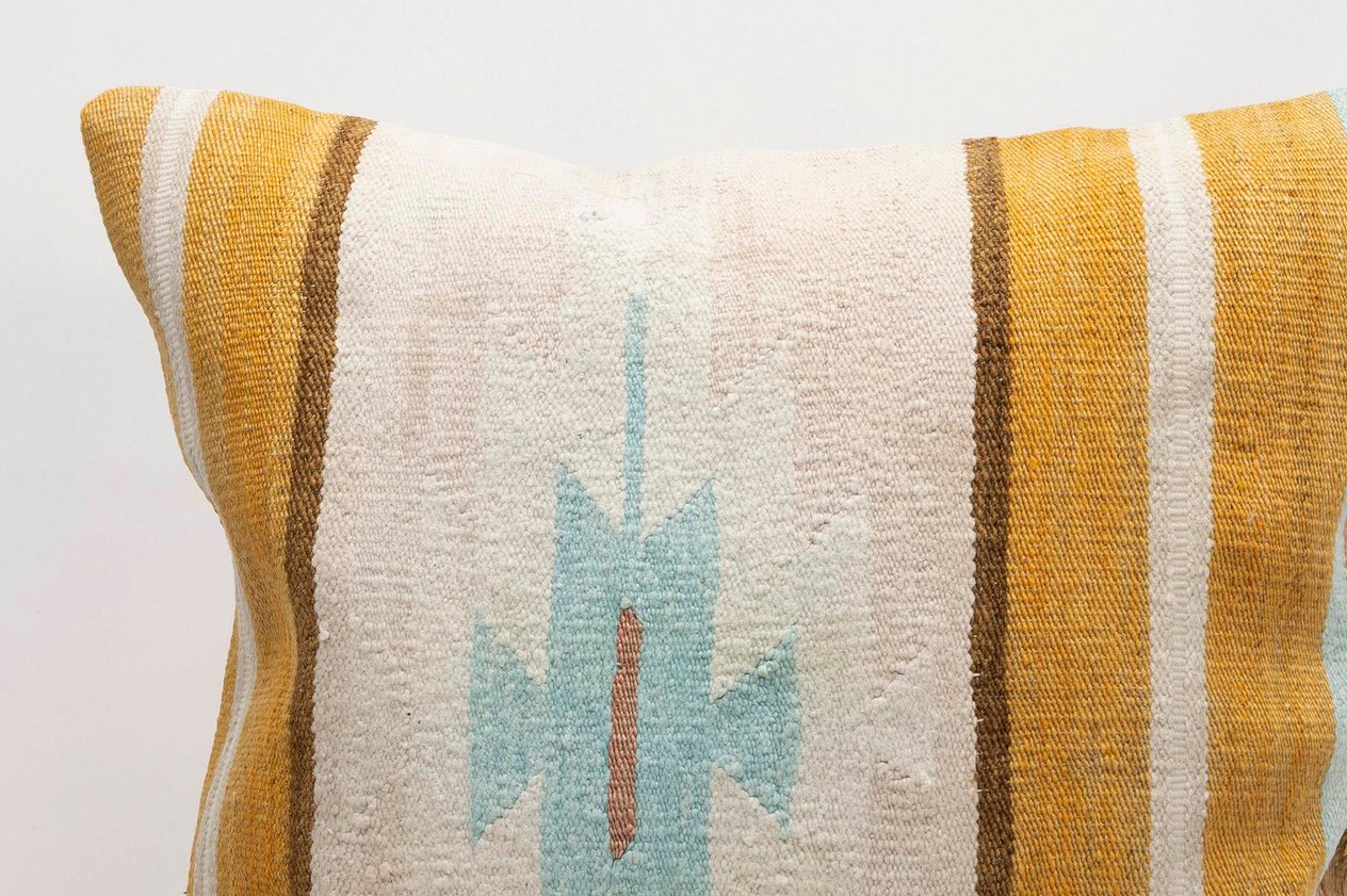 20x20 inches (50x50 cm) Kilim Pillow | KILIM WHOLESALE - Vintage Handmade Pillows - Vintage Handmade Kilim Rugs - It is 100% wool. Artistic and historical rugs. Old handwoven rugs. - Online hand woven rugs and kilim cushions sales. Shipping to a