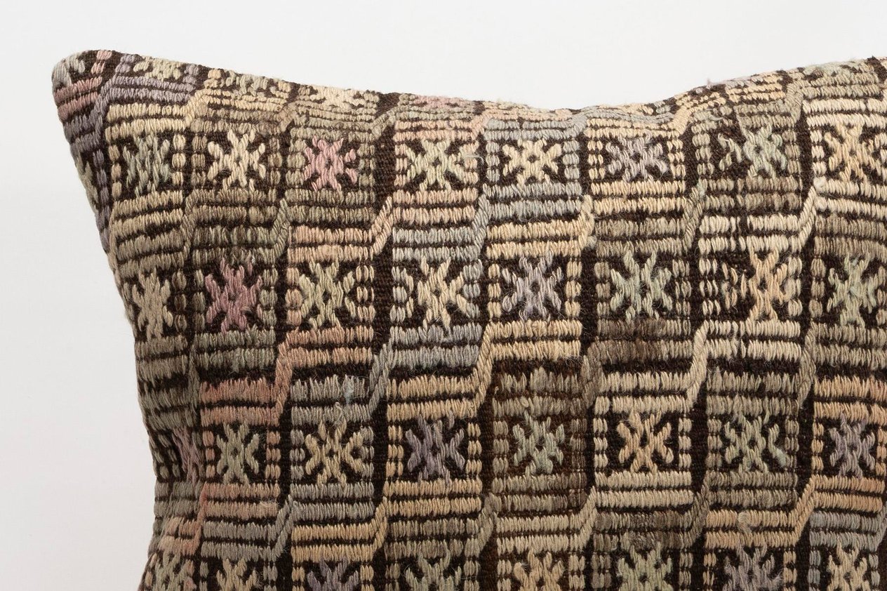 20x20 inches (50x50 cm) Kilim Pillow | KILIM WHOLESALE - Vintage Handmade Pillows - Vintage Handmade Kilim Rugs - It is 100% wool. Artistic and historical rugs. Old handwoven rugs. - Online hand woven rugs and kilim cushions sales. Shipping to a