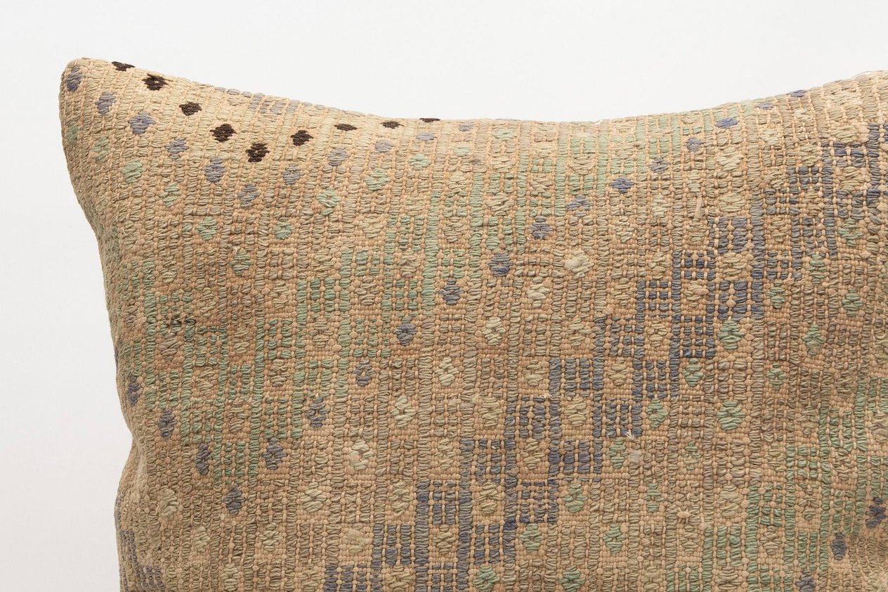 20x20 inches (50x50 cm) Kilim Pillow | KILIM WHOLESALE - Vintage Handmade Pillows - Vintage Handmade Kilim Rugs - It is 100% wool. Artistic and historical rugs. Old handwoven rugs. - Online hand woven rugs and kilim cushions sales. Shipping to a