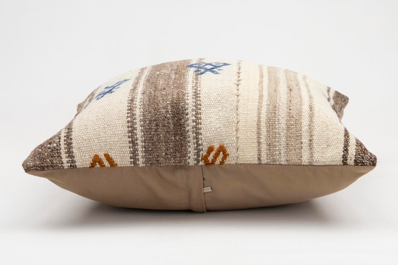 20x20 inches (50x50 cm) Kilim Pillow | KILIM WHOLESALE - Vintage Handmade Pillows - Vintage Handmade Kilim Rugs - It is 100% wool. Artistic and historical rugs. Old handwoven rugs. - Online hand woven rugs and kilim cushions sales. Shipping to a
