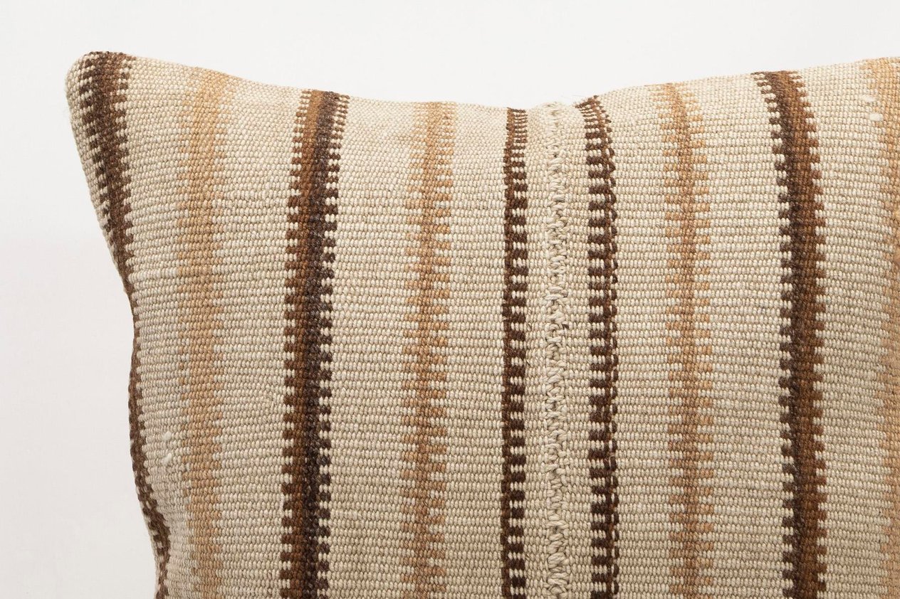 20x20 inches (50x50 cm) Kilim Pillow | KILIM WHOLESALE - Vintage Handmade Pillows - Vintage Handmade Kilim Rugs - It is 100% wool. Artistic and historical rugs. Old handwoven rugs. - Online hand woven rugs and kilim cushions sales. Shipping to a
