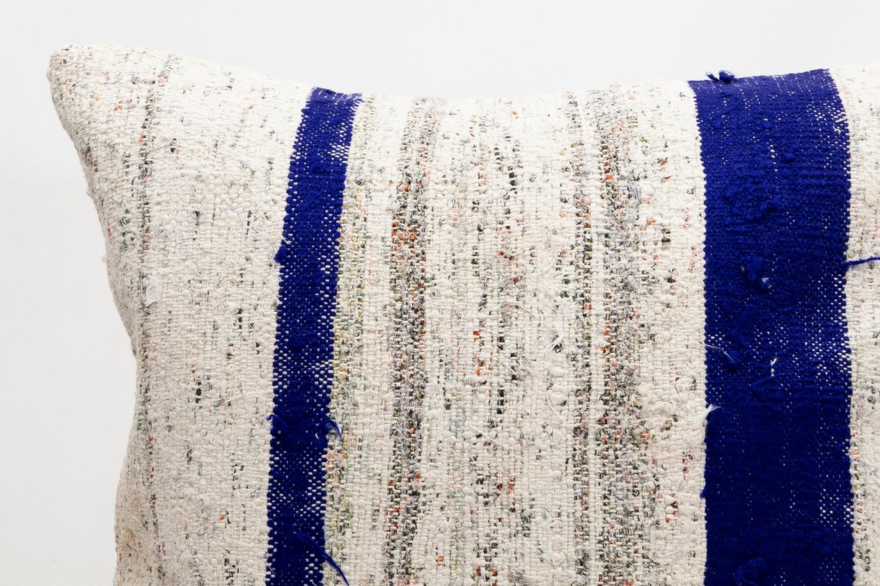 20x20 inches (50x50 cm) Kilim Pillow | KILIM WHOLESALE - Vintage Handmade Pillows - Vintage Handmade Kilim Rugs - It is 100% wool. Artistic and historical rugs. Old handwoven rugs. - Online hand woven rugs and kilim cushions sales. Shipping to a