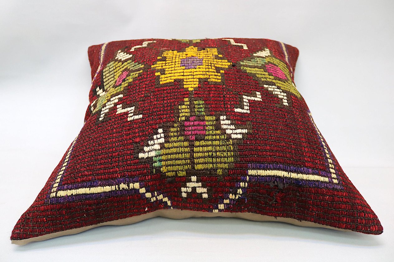 16x24 inches (40x60 cm) Kilim Pillow | KILIM WHOLESALE - Vintage Handmade Pillows - Vintage Handmade Kilim Rugs - It is 100% wool. Artistic and historical rugs. Old handwoven rugs. - Online hand woven rugs and kilim cushions sales. Shipping to a