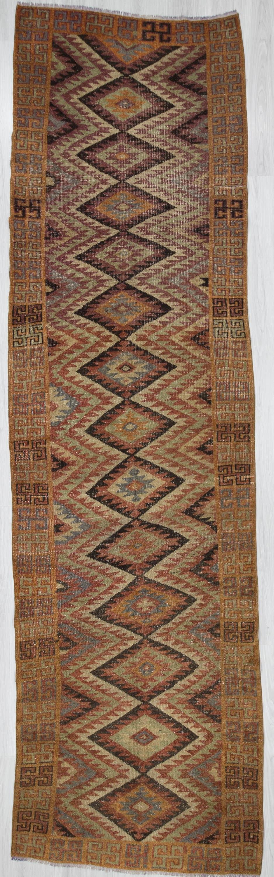 Vintage Turkish Herki Rug