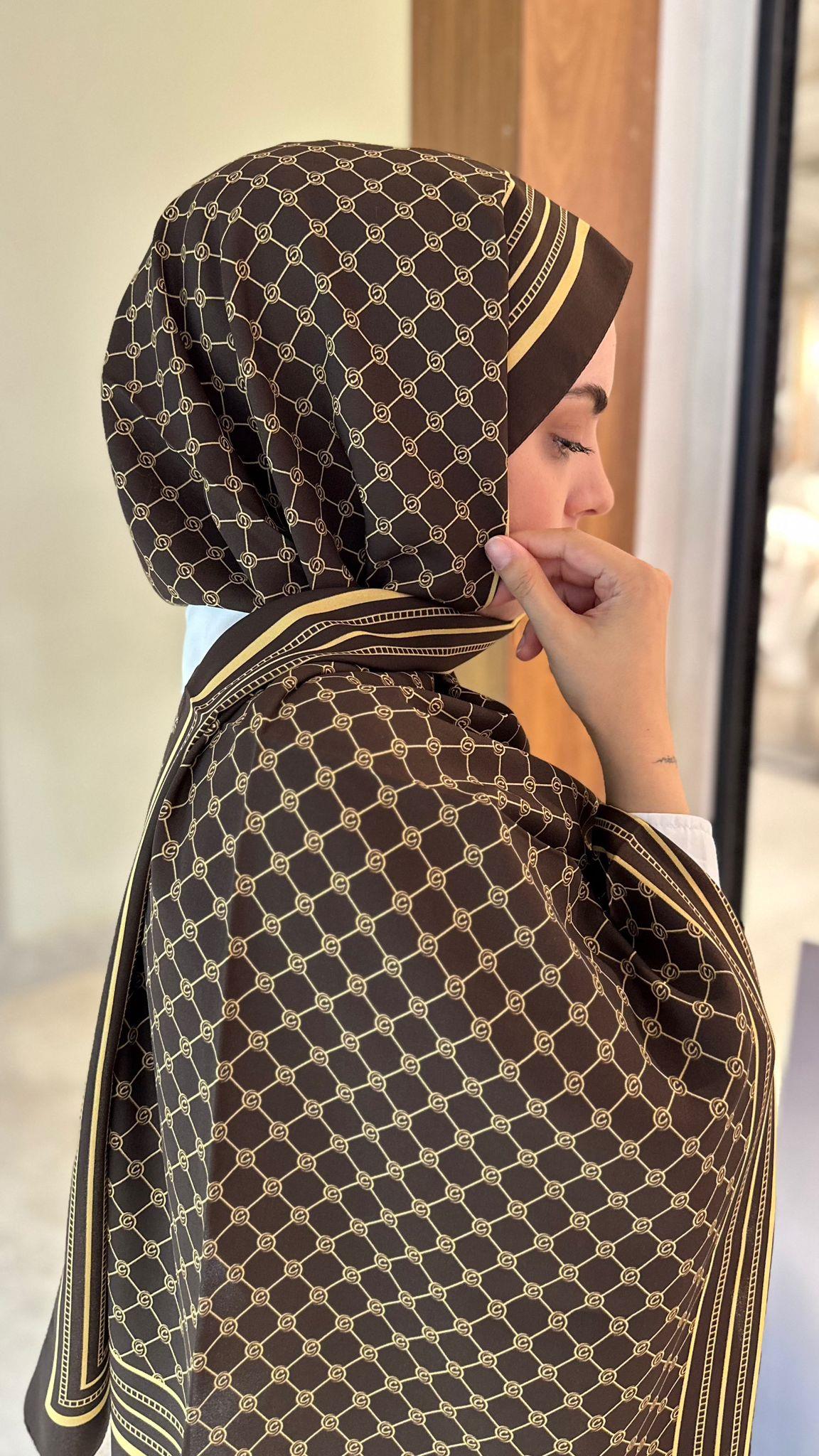 Monogram Kahve Şal