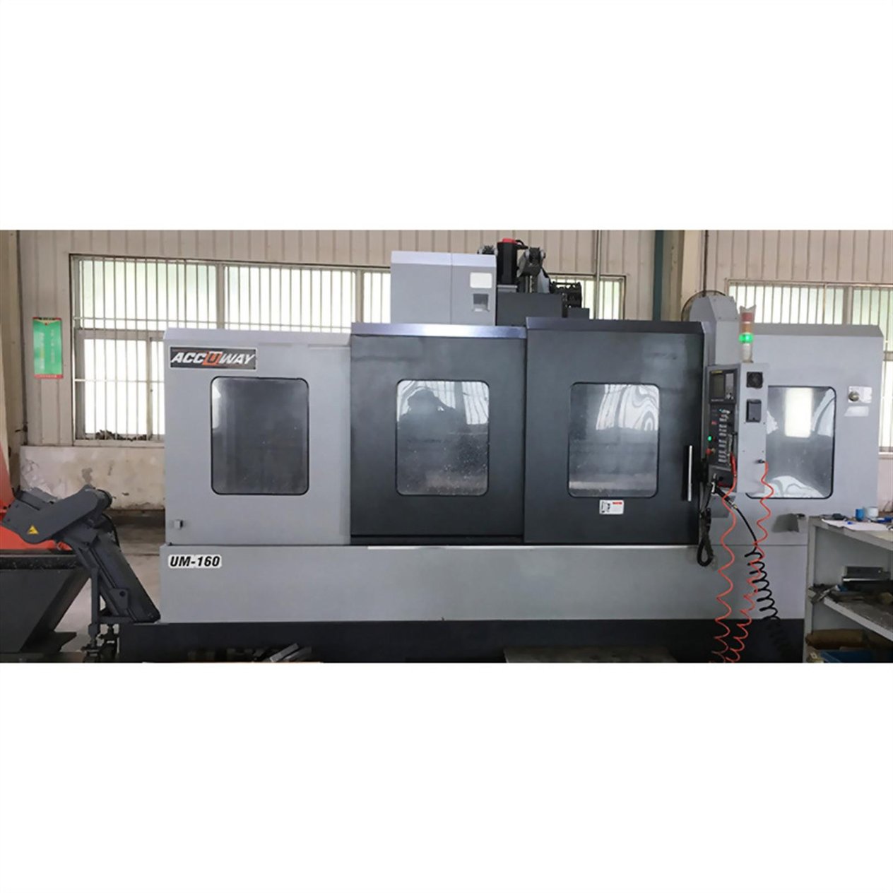 Accuway UM-160S Vertical Machining Center