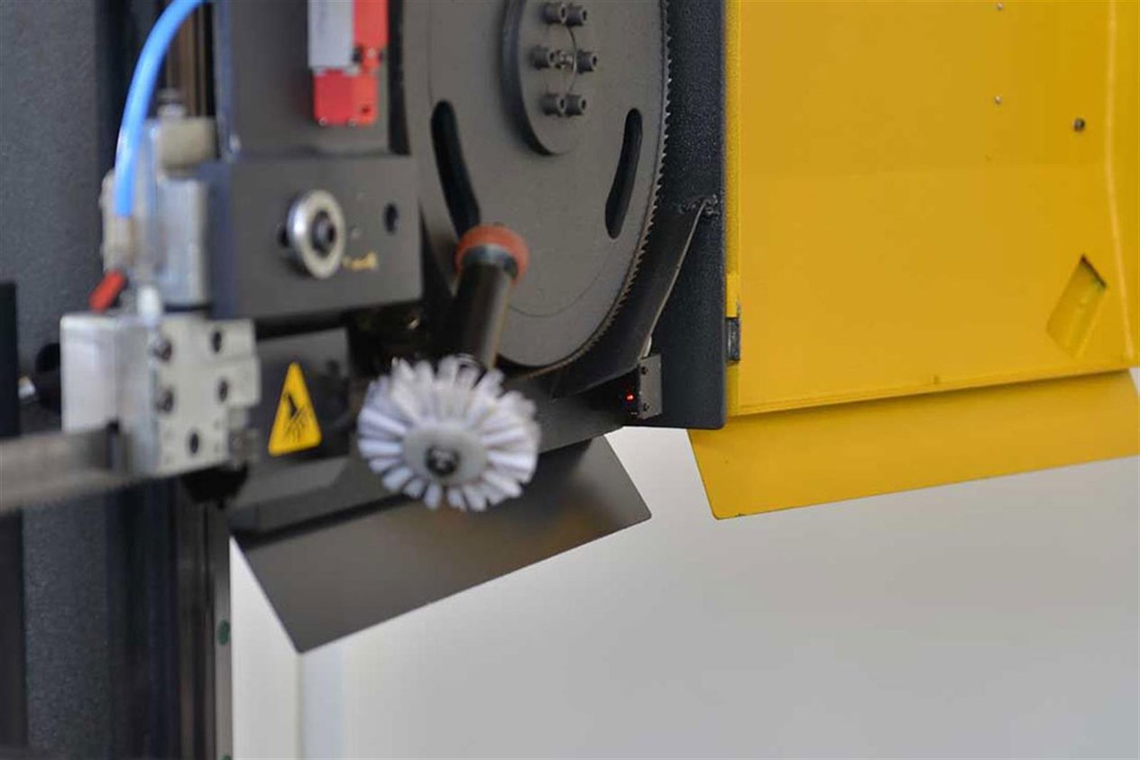 Bekamak BMSO-330CH NC Drive Machines
