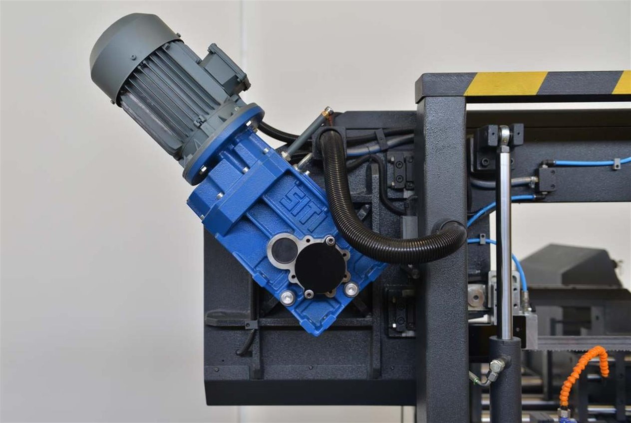 Bekamak BMSO-330CH NC Drive Machines