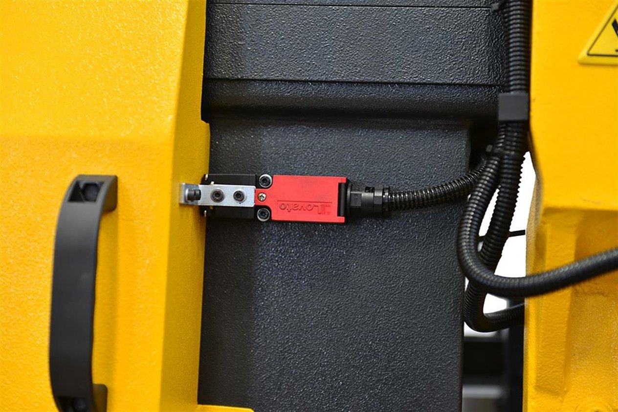 Bekamak BMSO-330CS NC Drive Machines