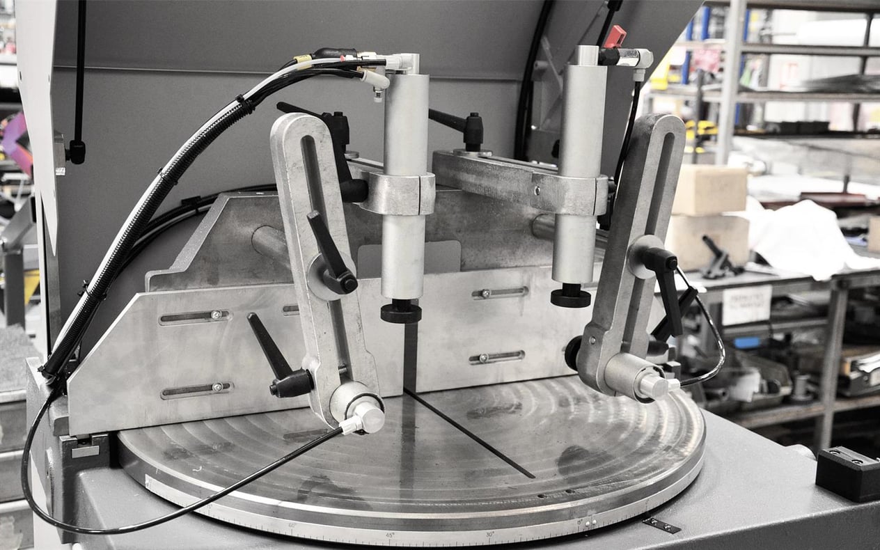 Bomar AL 600 Semi-automatic Bandsaws