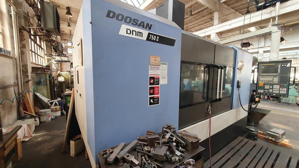 Doosan DNM 750 II Machining center - vertical