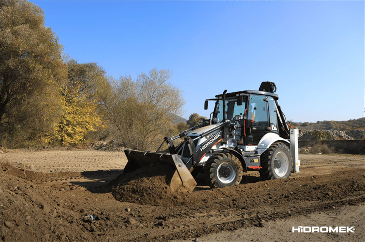 HMK 62 SS Backhoe Loader