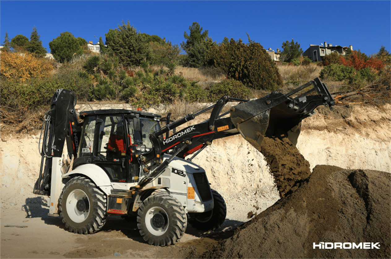 HMK 62 SS Backhoe Loader