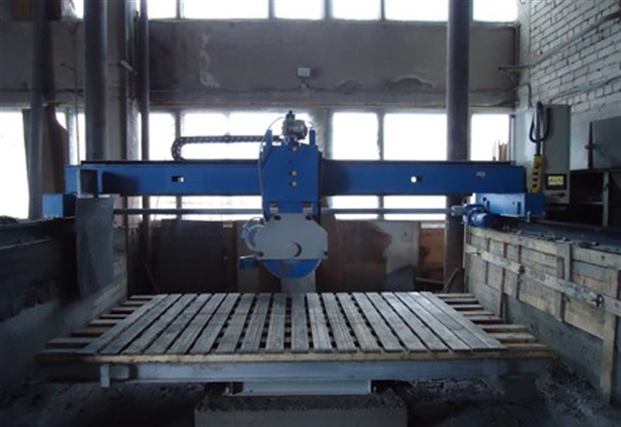 Machinery Canyonn Bridge Sawing Machine MCAmpir