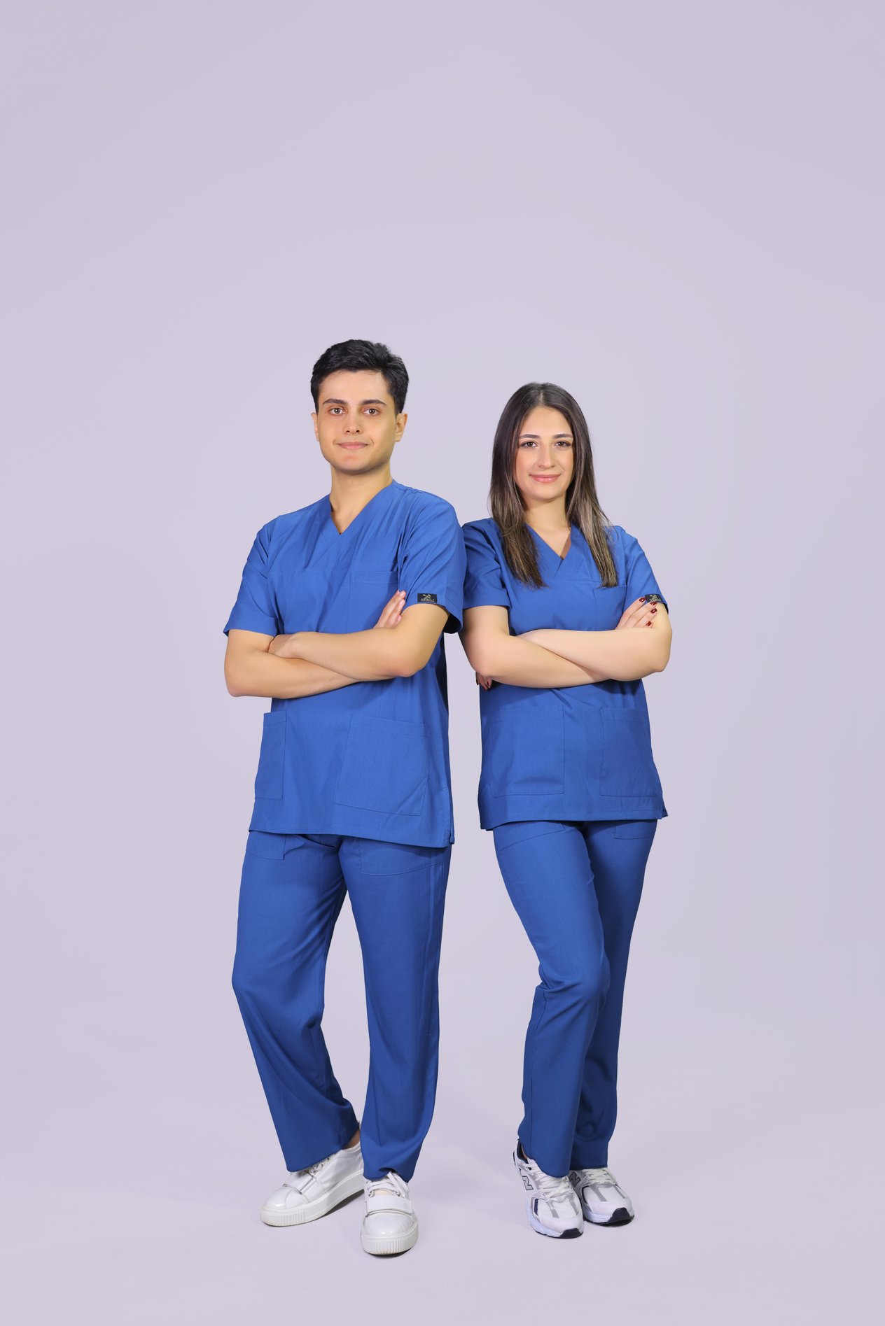 Mavi Lüks Likrali Klasik Unisex Overlock Paça Cerrahi Üniforma Takım 