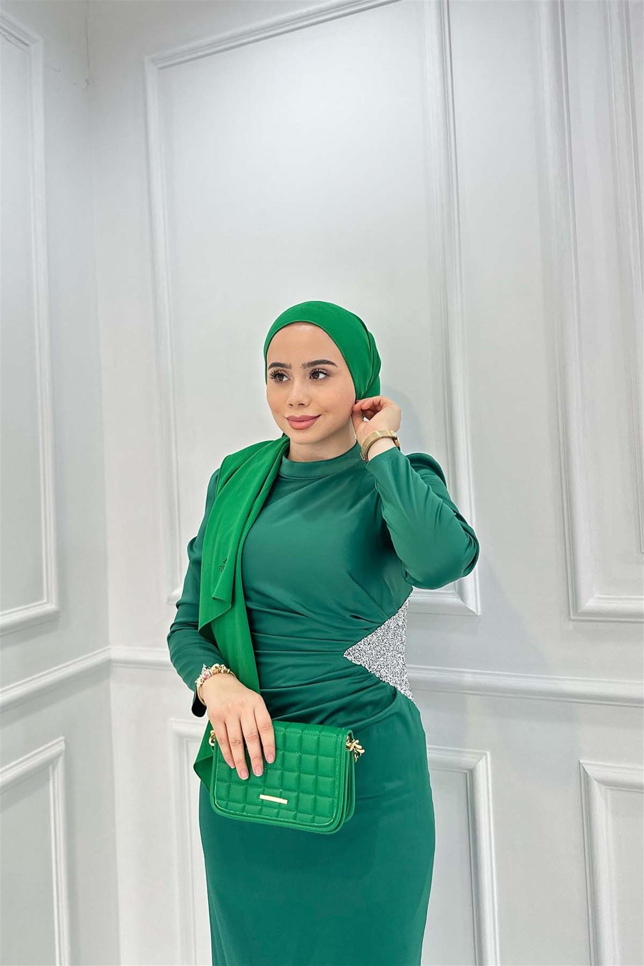 BELİ TAŞLI SATEN ELBİSE 4748 Yeşil
