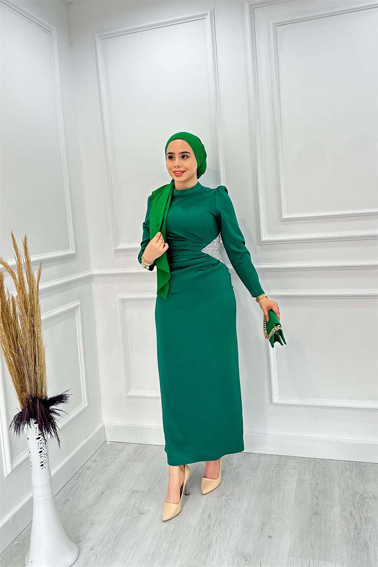 BELİ TAŞLI SATEN ELBİSE 4748 Yeşil
