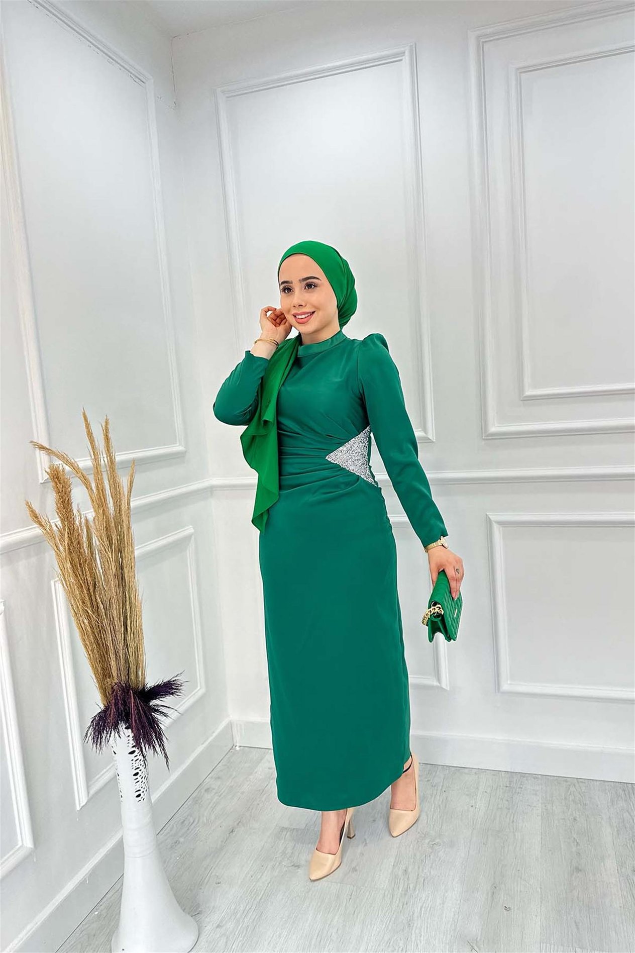 BELİ TAŞLI SATEN ELBİSE 4748 Yeşil