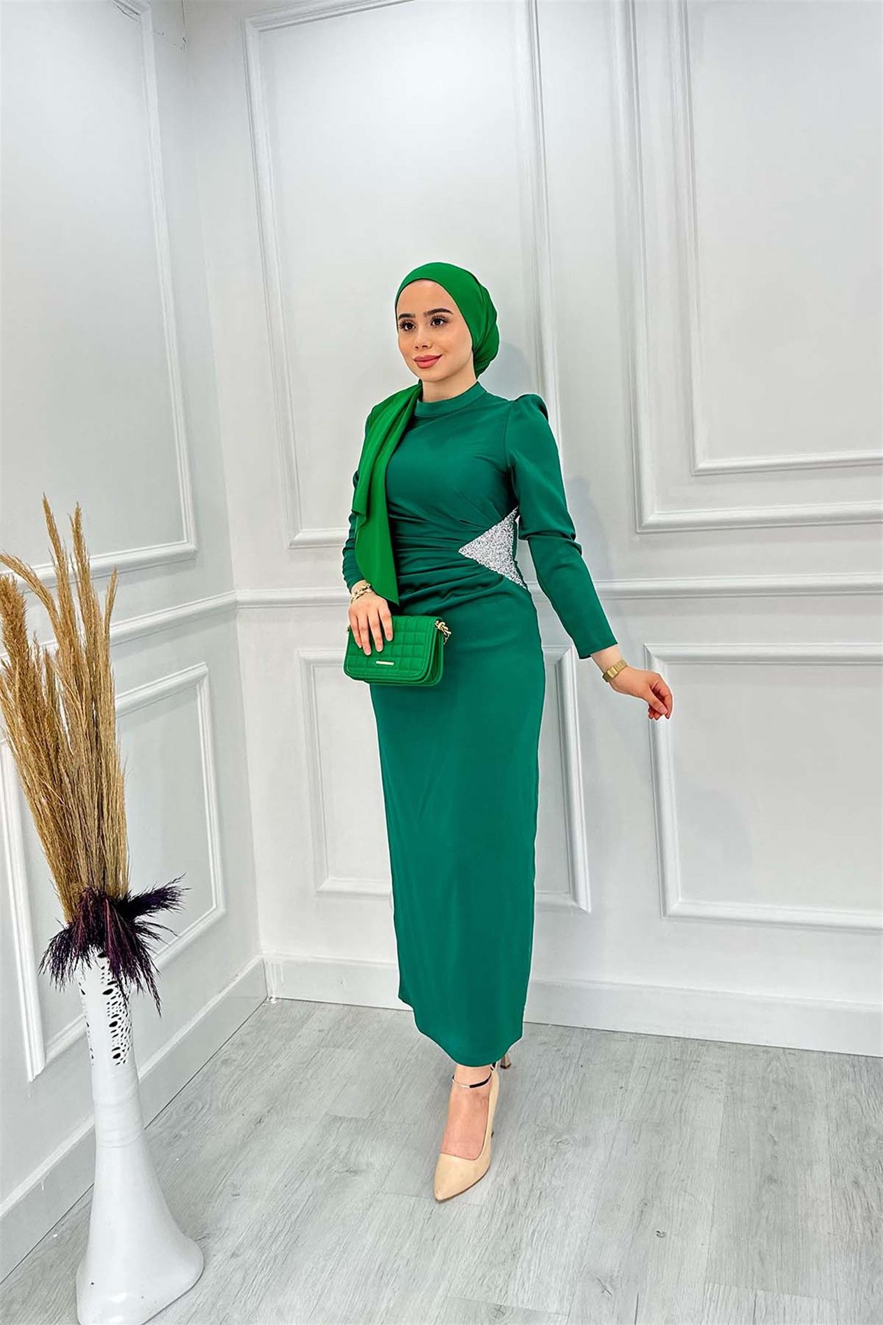 BELİ TAŞLI SATEN ELBİSE 4748 Yeşil