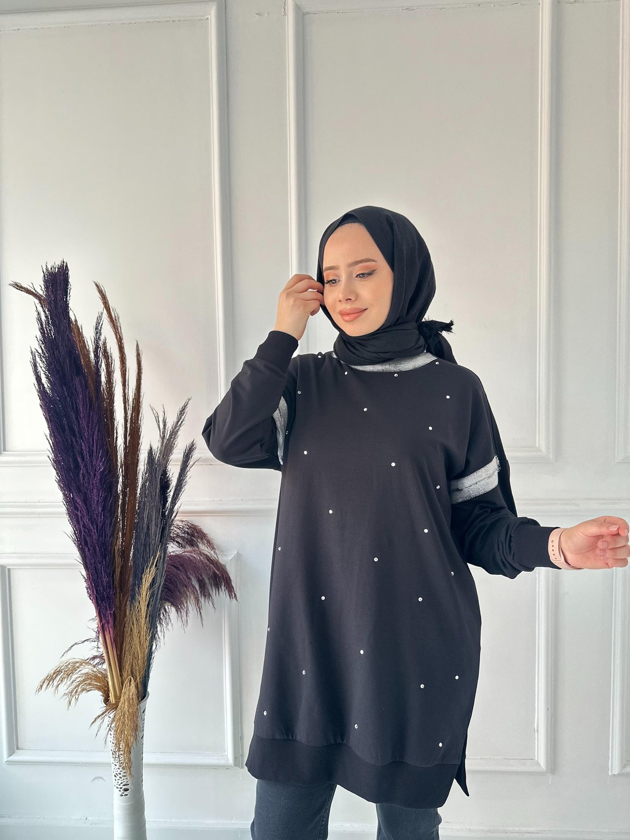 yaka sim serpme taşlı swt tunik10457 Siyah