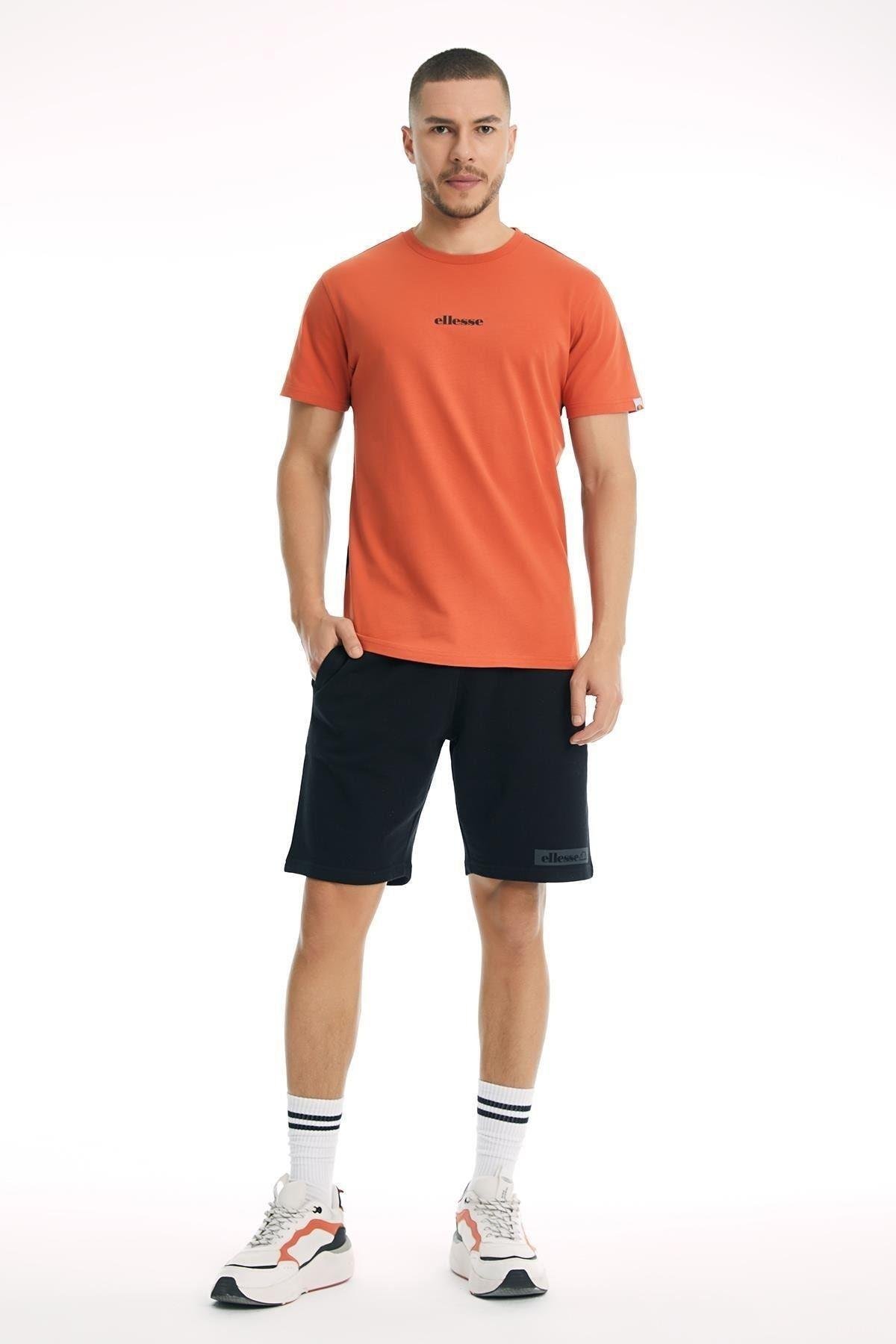 EM014_11679654ELLESSE