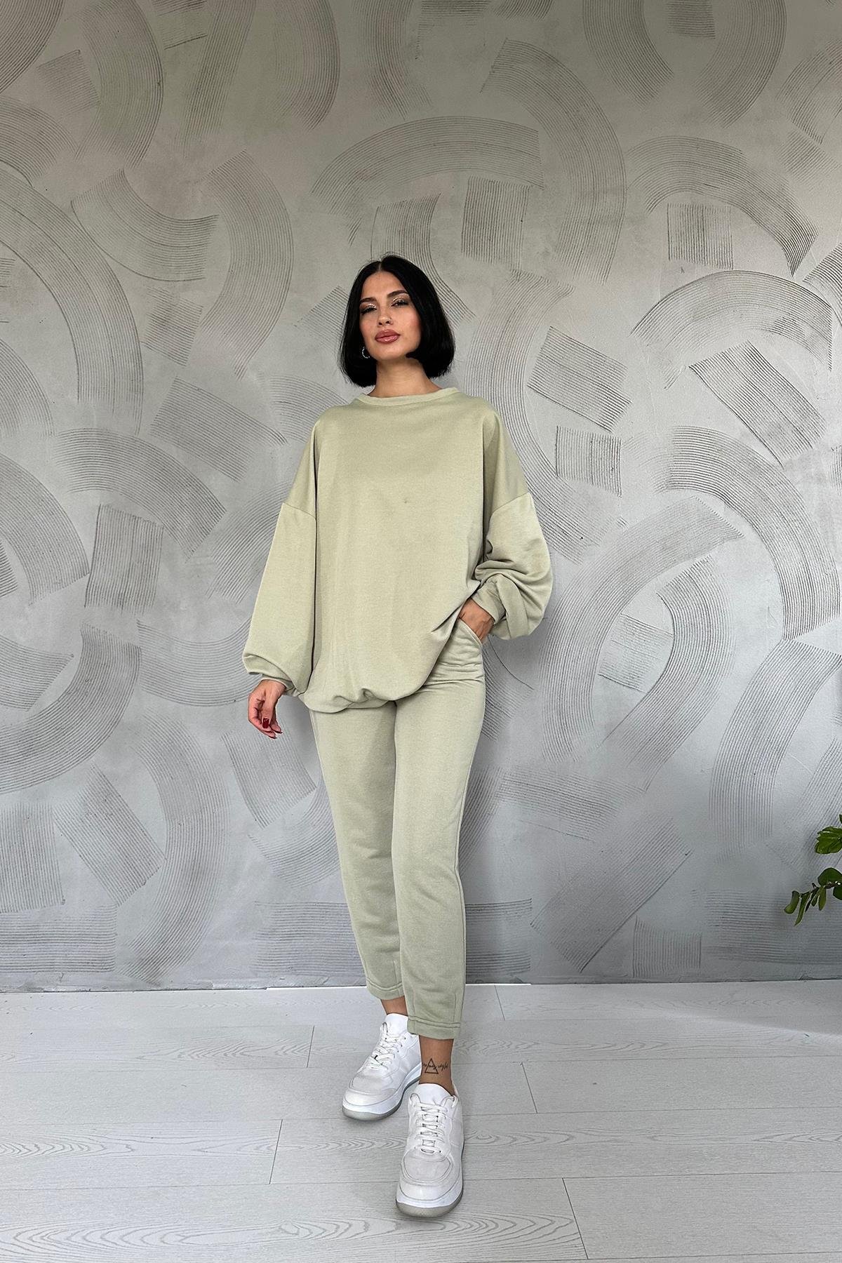 Bej Spor Sweatshirt ve Pantolon Takım