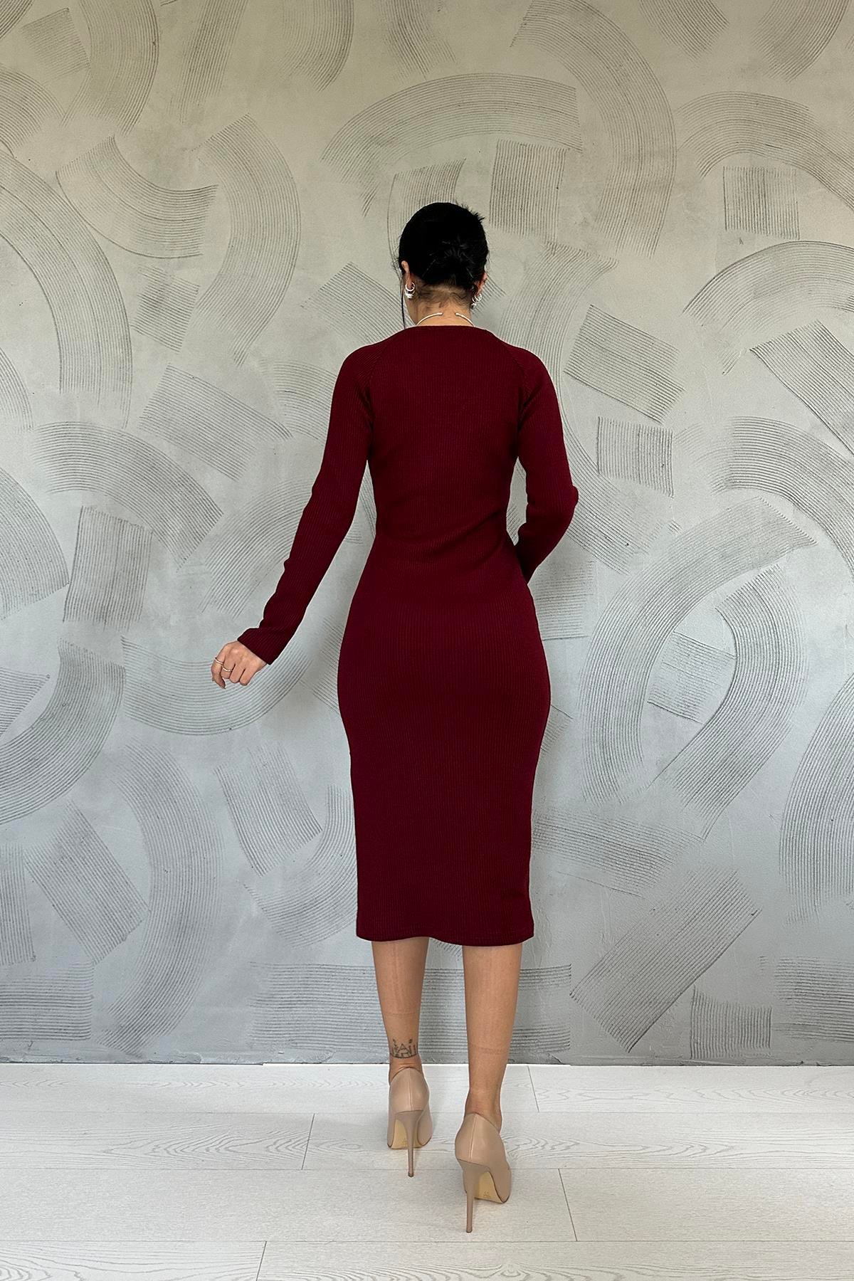 Bordo Eteği Yırtmaçlı Triko Elbise