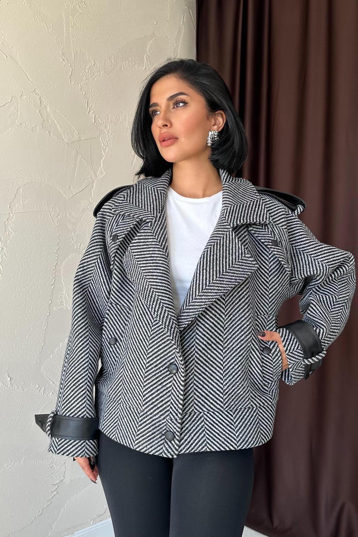 Wholesale Gray Striped Leather Garnished Jacket