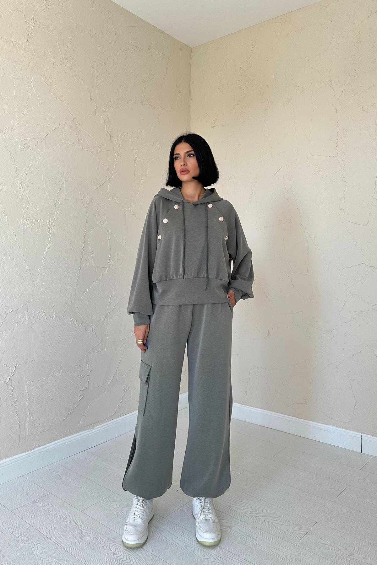 Wholesale Khaki Hooded Sweatshirt and Cargo Pants Set
