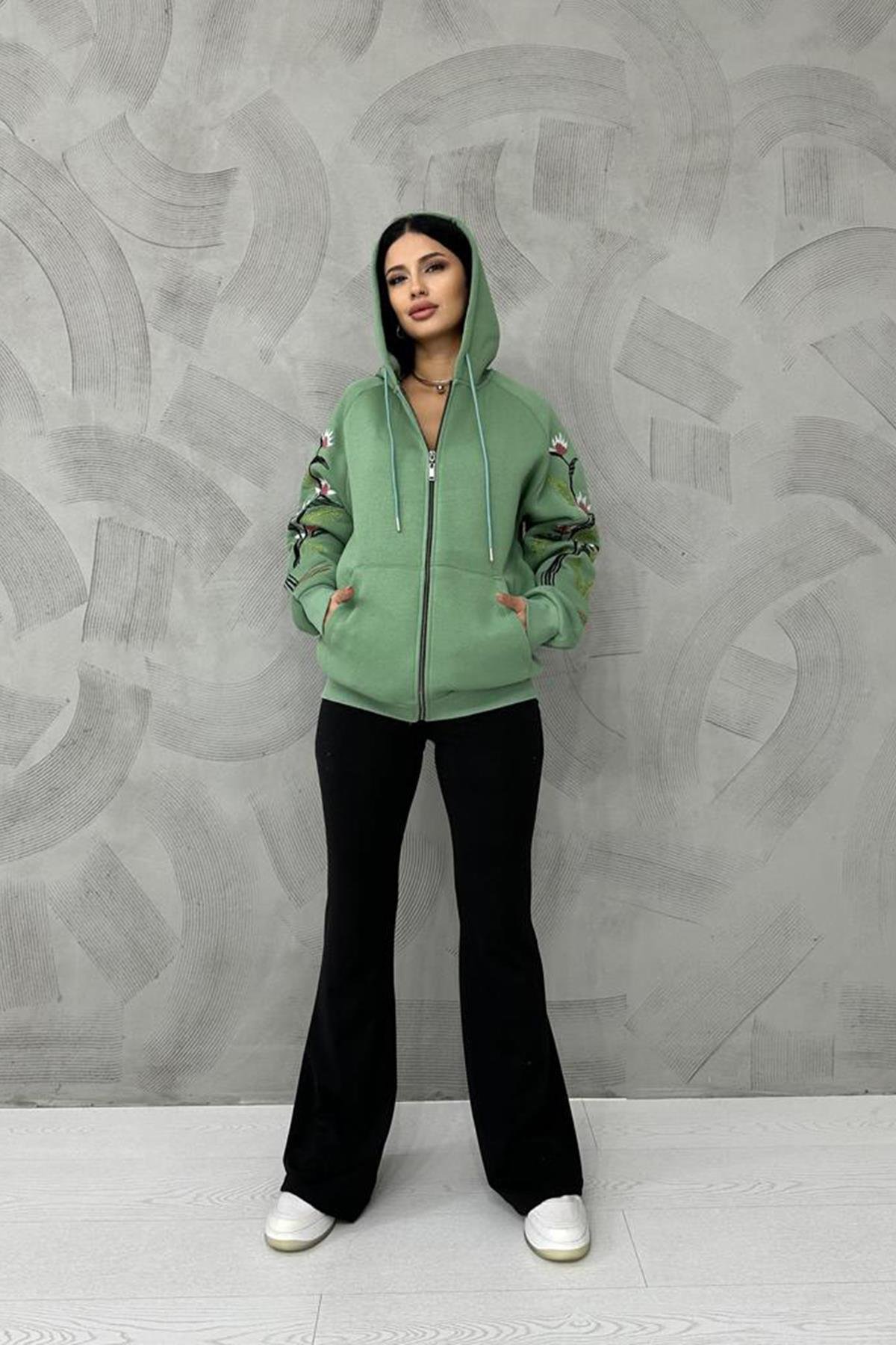 Toptan Haki Nakışlı Sweatshirt