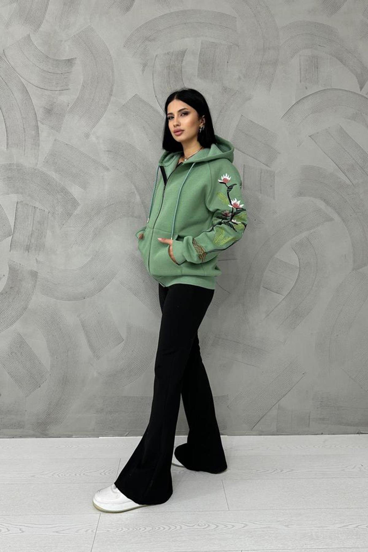 Toptan Haki Nakışlı Sweatshirt
