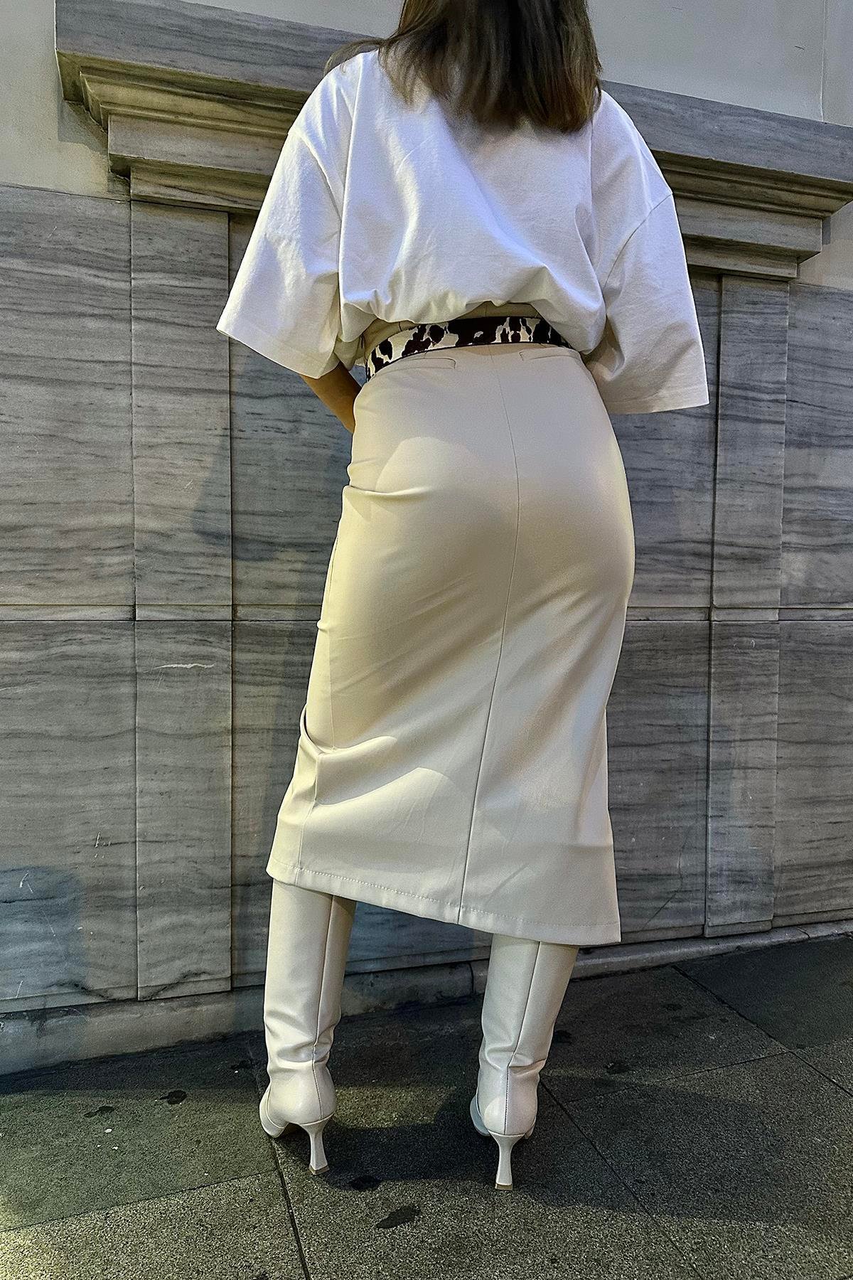 Wholesale Bone Slit Ornamental Placket Skirt