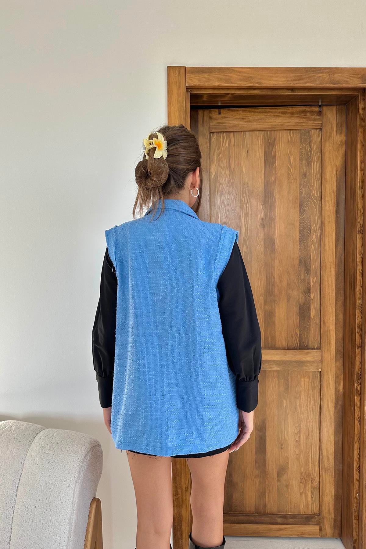 Wholesale Blue Vest with Pockets and Buttons